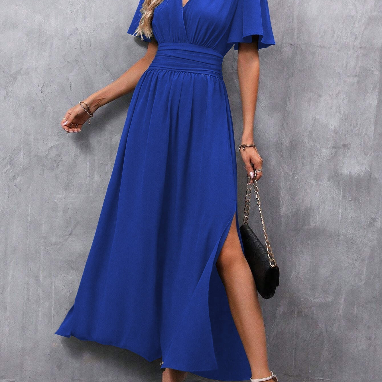 Eterna - Elegancka Czarna Sukienka Maxi