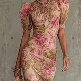 Lara - Robe longue ajustée avec motif floral