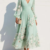 Helga - Robe maxi plissée en chiffon avec motif floral