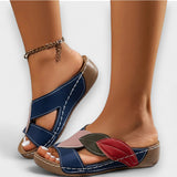 Serena - Klapki Slip-On